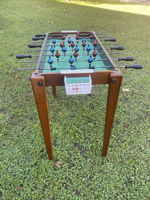 Mesa de matraquilhos para criancas