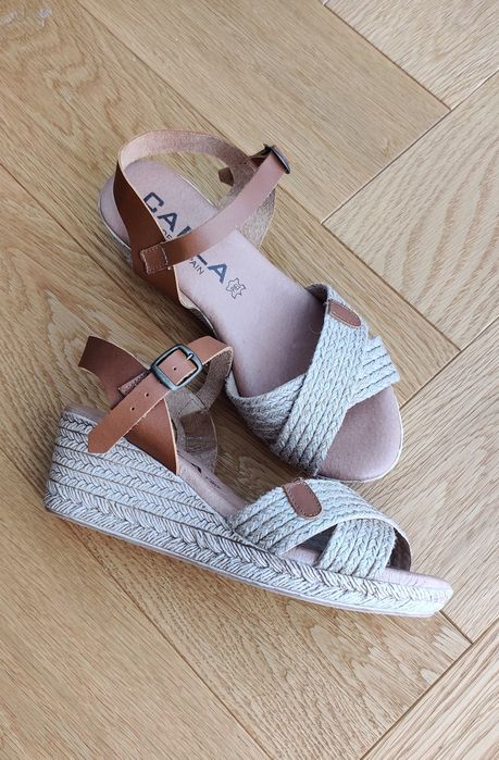 Nowe espadryle damskie Carla r. 36