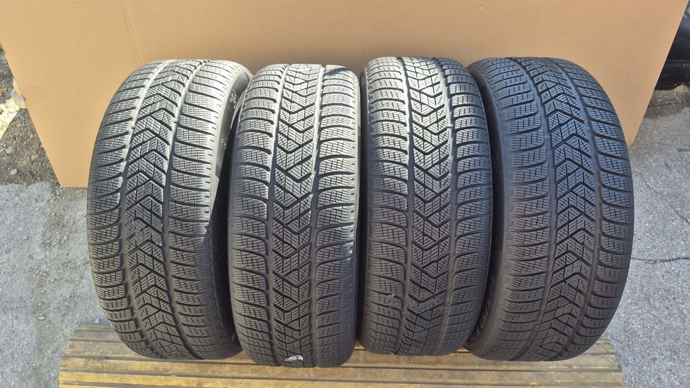 Komplet opon Pirelli Scorpion Winter 245/50R20 (2018r)