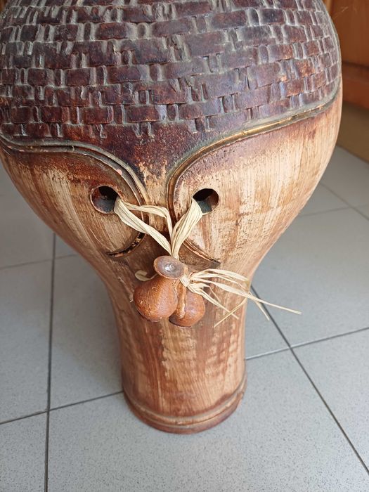 Jarrão grande em barro