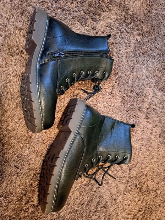 Buty za kostkę 38 nowe marka biedronki