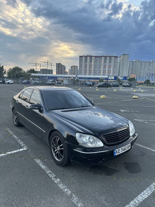 Mercedes-Benz S-Class 500