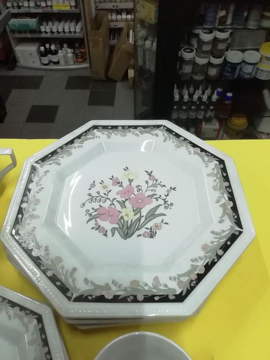 Serviço de jantar Lynns, novo