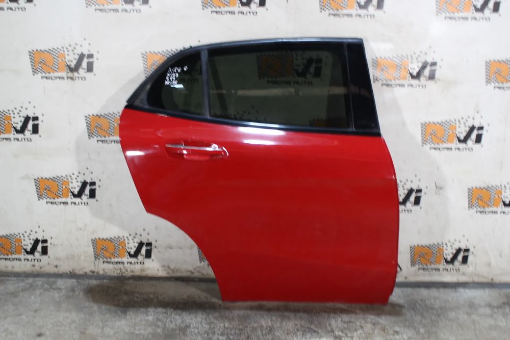 Porta trás direita MERCEDES-BENZ GLA (X156)