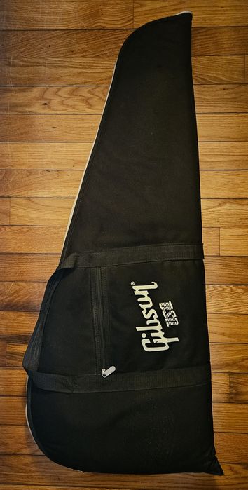 Gibson USA Deluxe Gig Bag – Estojo Macio Acolchoado