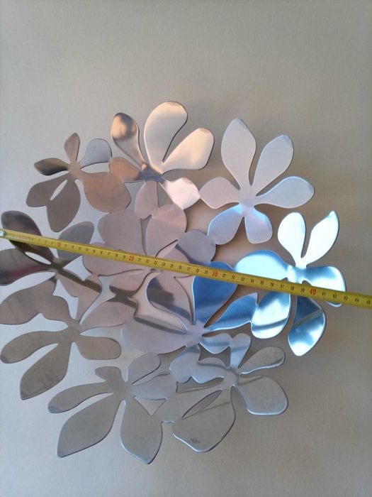 Taça em aço inoxidável como nova