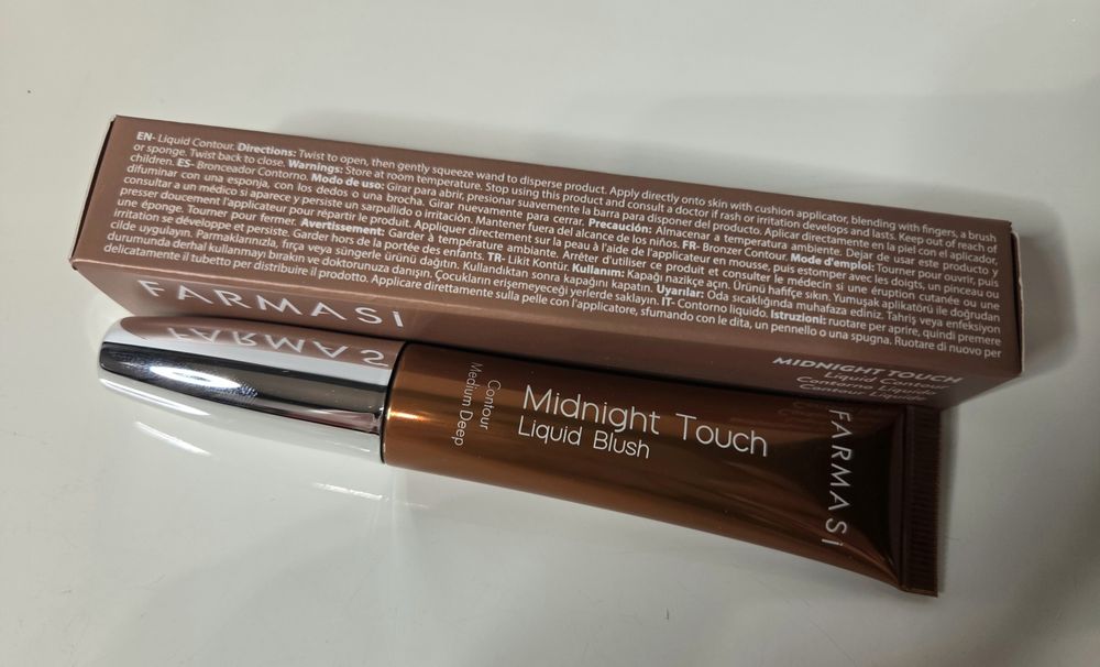 Medium Deep Średnio Ciemny Konturowanie Twarzy Midnight Touch