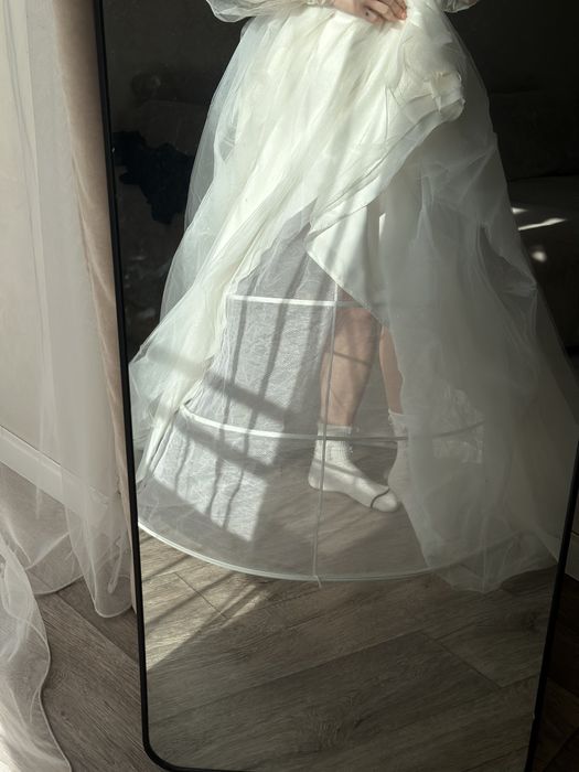 Весільна сукня айворі