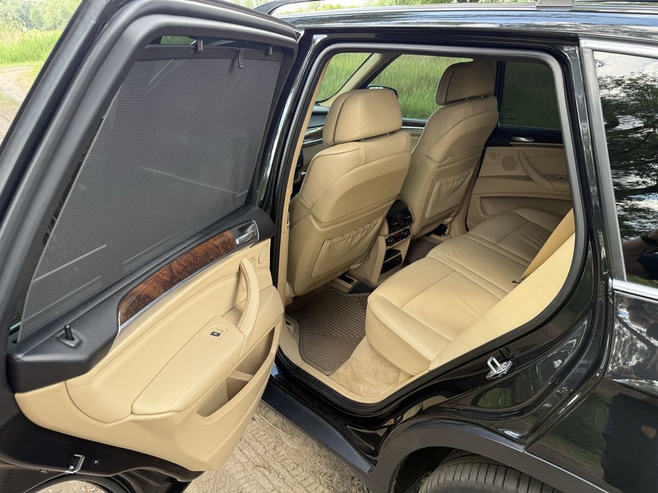 BMW X5 E70  3.0 2013 twin power turbo