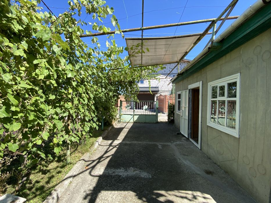 Продам дом -дачу в г Подгородное/Ермолаевка на берегу р Кильчень