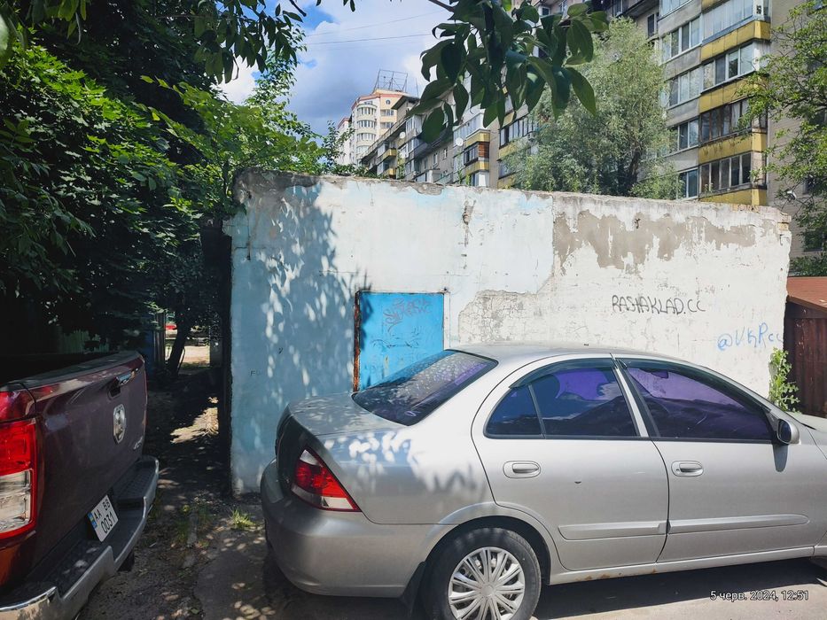 Нежитлове приміщ 23.9квм Куренівка Автозаводська 27Г Кафе Магазин Офіс