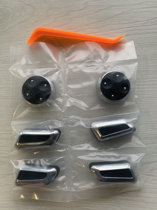 Кнопки регулювання передніх сидінь Audi A4 / A5 / A6 C6-C7/ А7/Q3/ Q5.