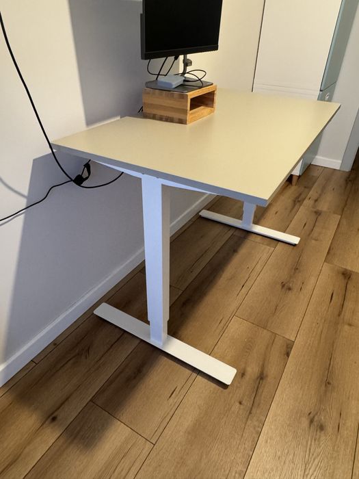 IKEA Trotten biurko z regulacją wysokości 120x70