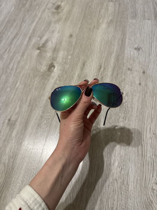 Окуляри Ray Ban.