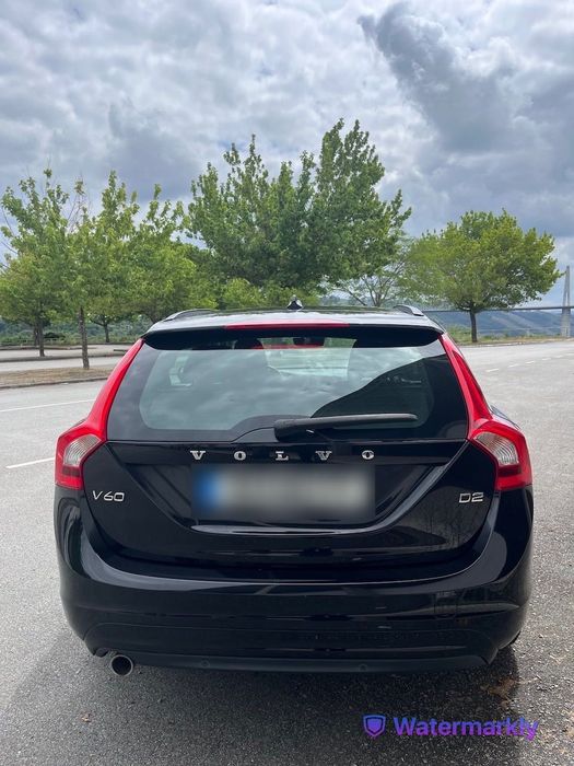 Volvo V60 D2 2.0 Momentum Auto | 2015 | 124.700 km