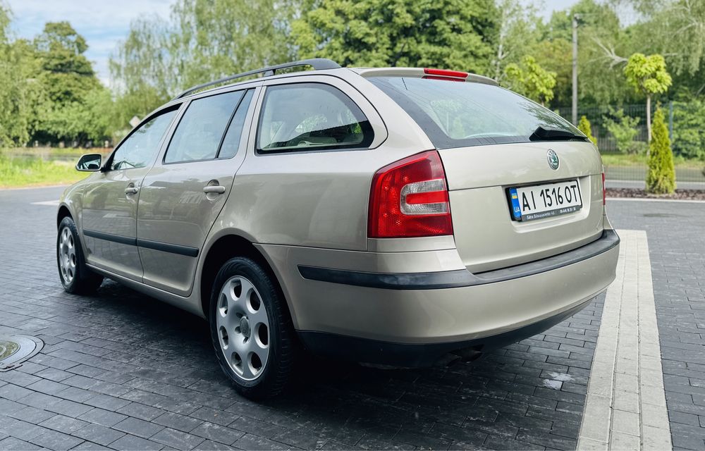 Продам Skoda Octavia A5 2005 рік 2.0 FSI Автомат в хорошому стані!