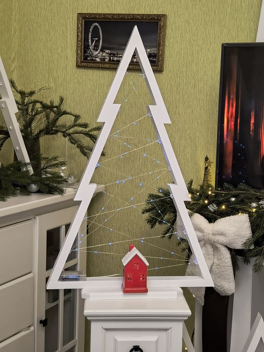 Стильна деревʼяна ялинка для новочіних свят + подарунок