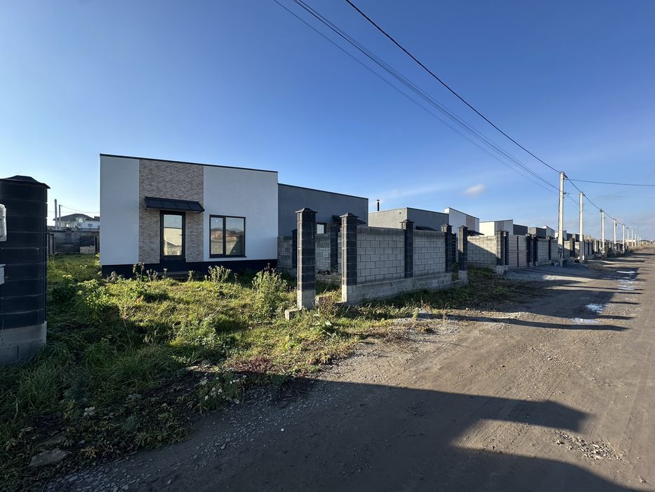 Продам будинок двоян в районі Райського Саду
