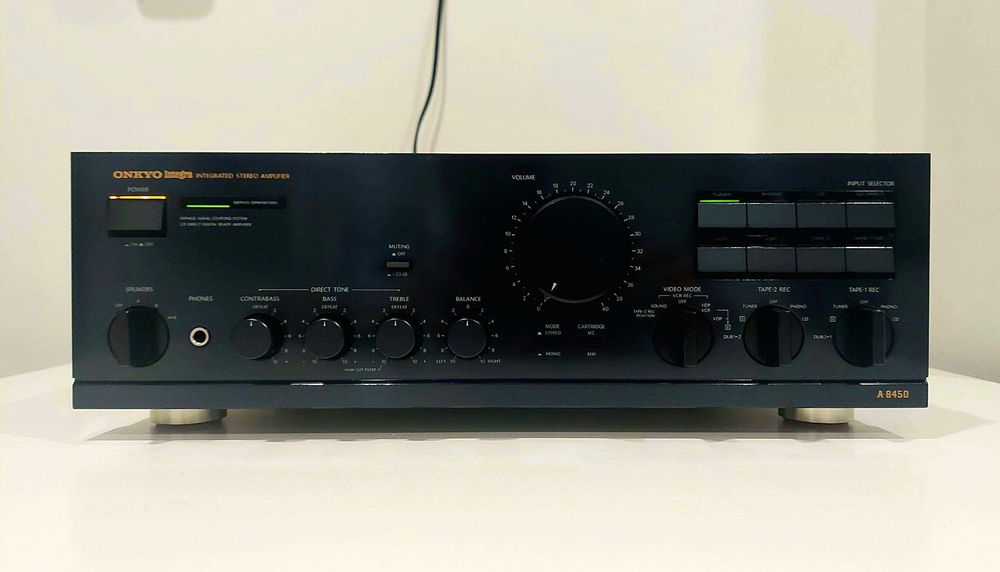 Amplificador "High-End" ONKYO Integra A-8450 (Músculo e Dinâmica de Classe) c/2x120w