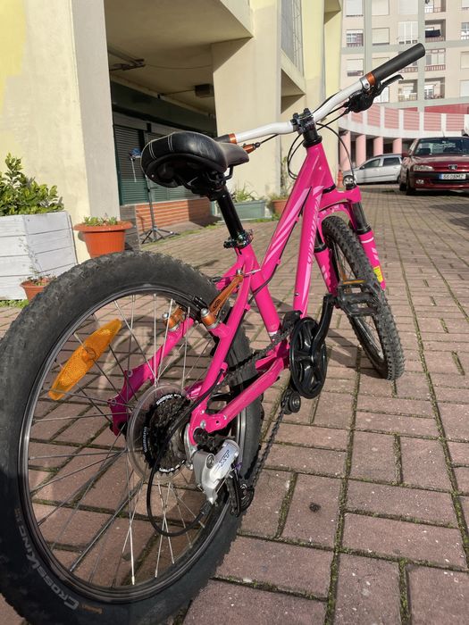 Specialized hotrock 20” com muitos extras