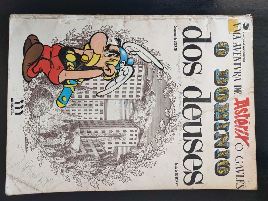 Vários álbuns de Astérix