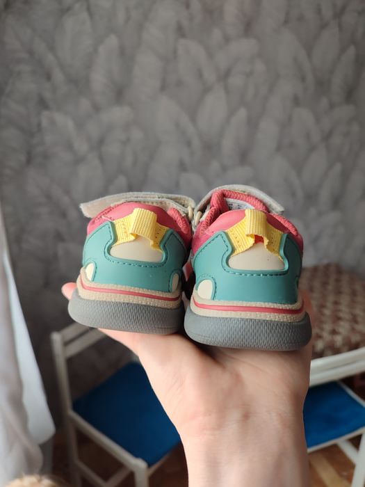 Кросівки дитячі Clarks 20 розмір