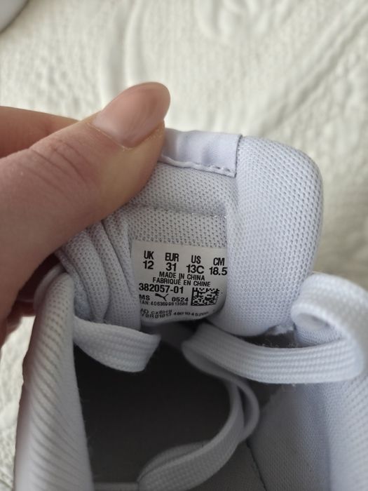 Дитячі кросівки Puma та босоніжки