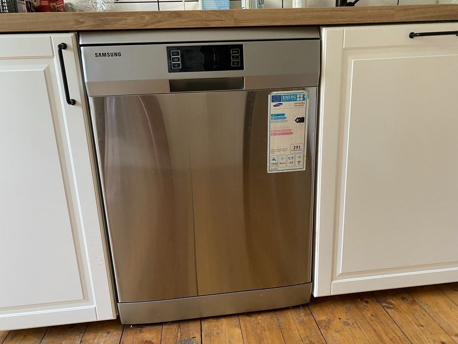 Zmywarka Samsung wolnostojąca 60 cm kolor srebny