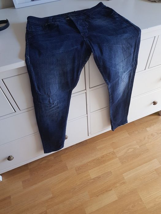 Vendo duas calças de ganga salsa