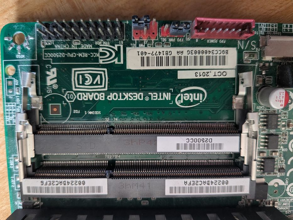 Płyta Intel z CPU Atom+ 8gb ram