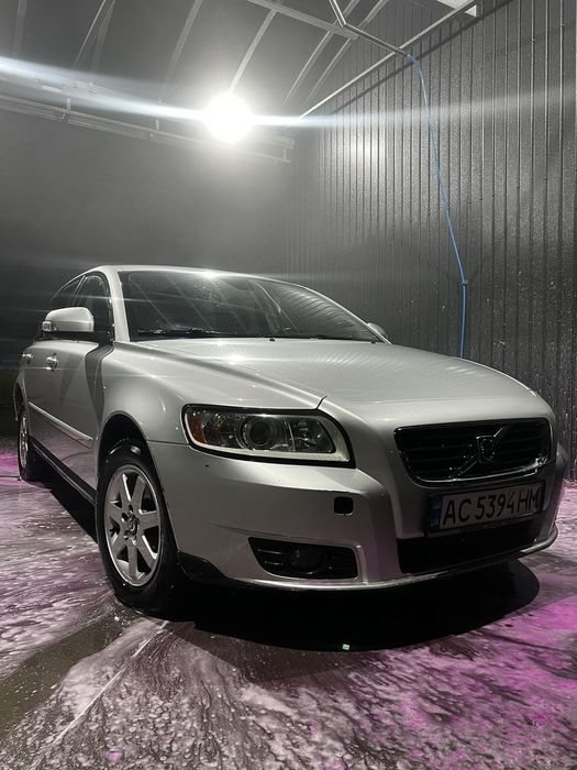 Вольво в 50 , 1.6 дизель , 2010 року