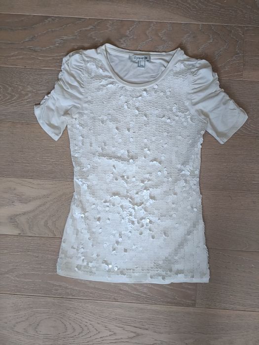 Biała bluzka damska z cekinami