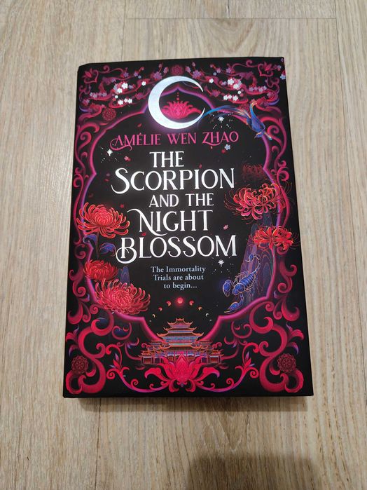 The scorpion and the night blossom Amelie Wen Zhao fairyloot