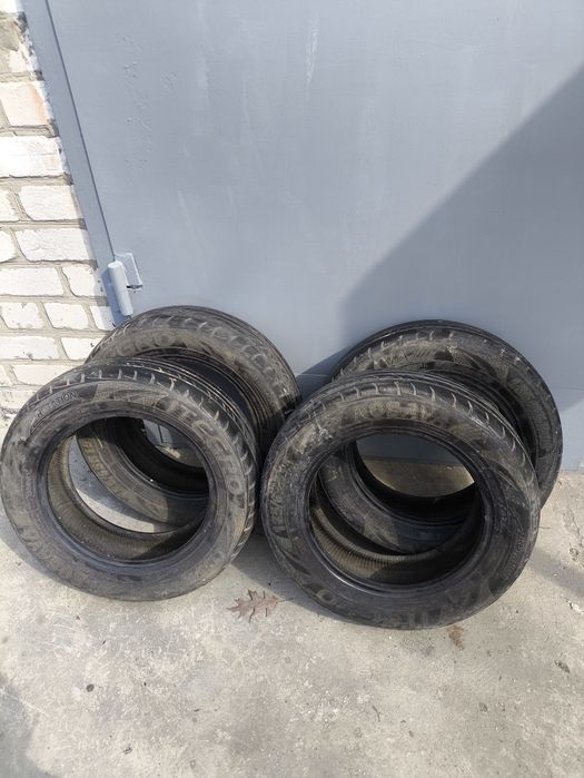 Резина  185/65 R 15 Rocava Itegro