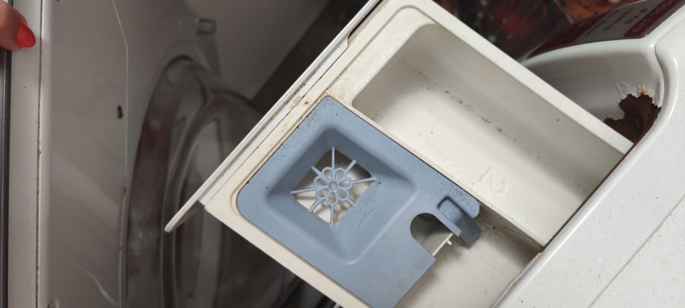 Maquina de lavar roupa a funcionar Ariston