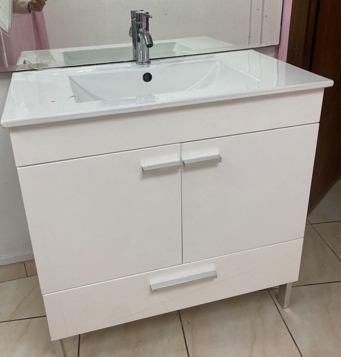 Movel de casa de banho
