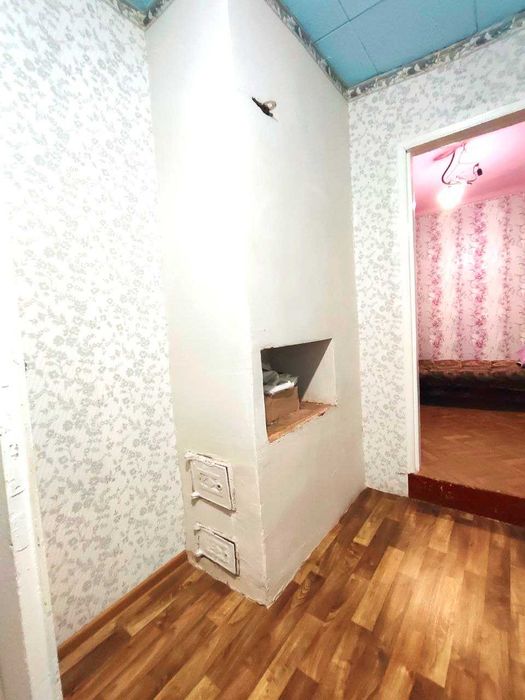 Продам теплий будинок зі зручностями в Дергачах.