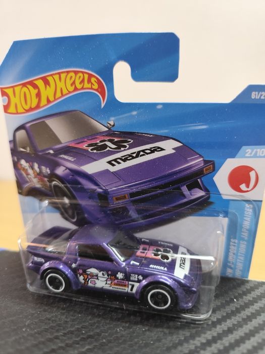 Mazda RX-7 da Hot Wheels