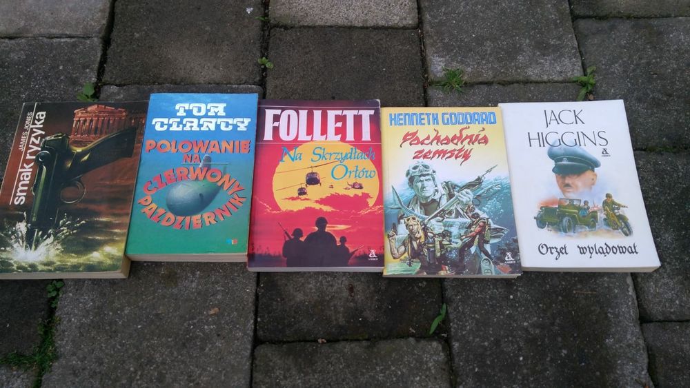 Książki sensacyjno-wojskowe m.in Polowanie na Czerwony Październik