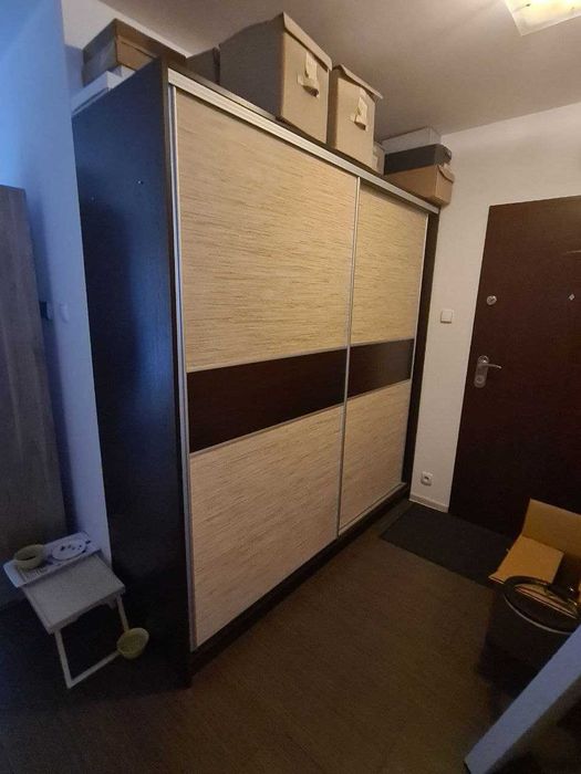 Szafa przesuwna 210/200/61