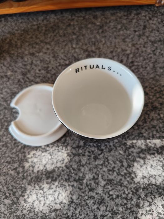 Pote de cerâmica da Rituals