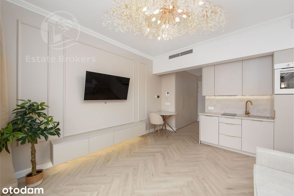 Centrum | Po generalnym remoncie l Wysoki standart l Taras 16m2