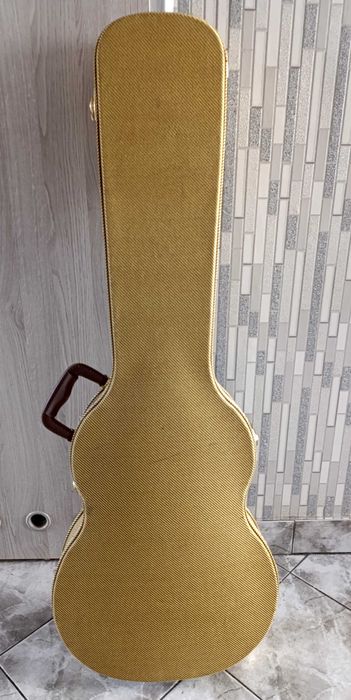 Gitara Gibson Les Paul Studio plus case