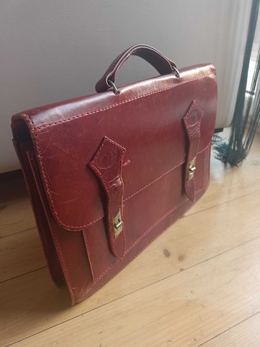 Skórzana aktówka - krótka opowieść o wujku Władku.