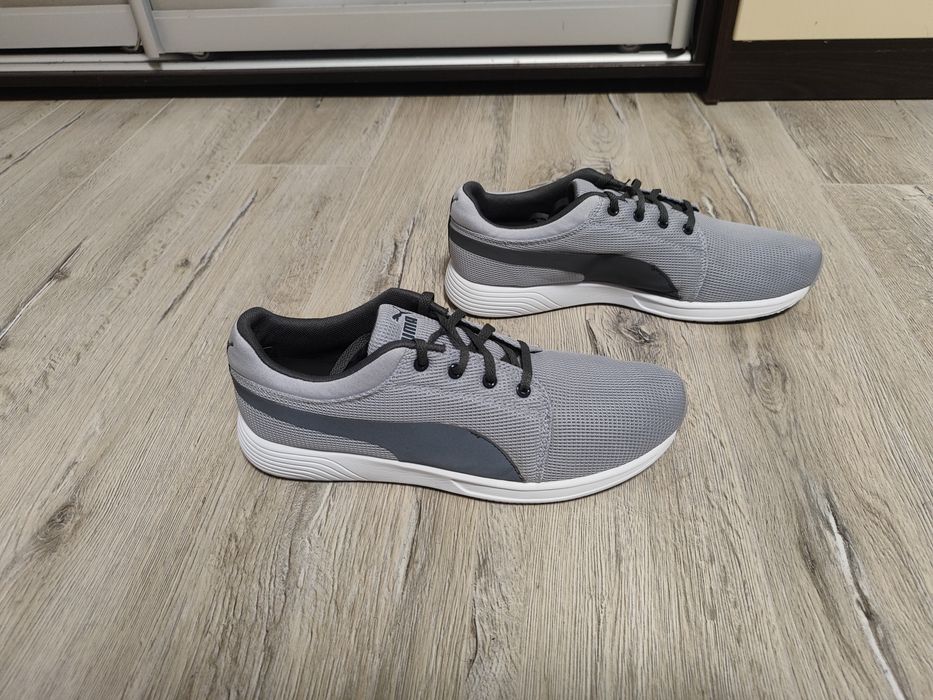 кросівки Puma р-42