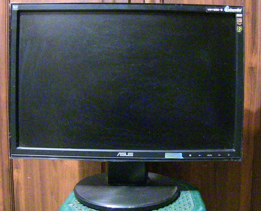 Монитор Asus VW183D-B