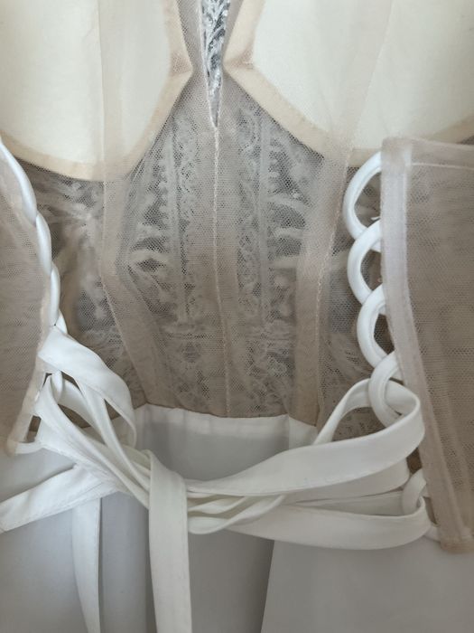 Suknia ślubna, kolor ivory