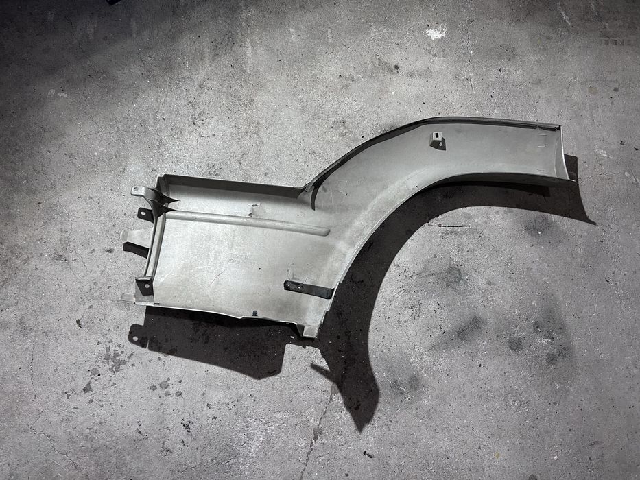 Aba / Embaladeira Guarda Lamas Toyota Land Cruiser J90 (TRA/ESQ)