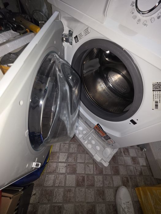 Wirhpool máquina de lavar 8Kg .Nova, zona Lisboa