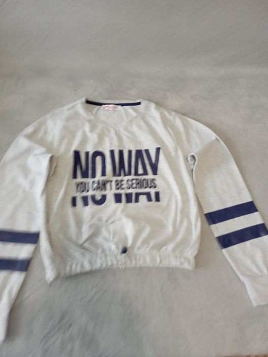 Продам футболку для підлітка.